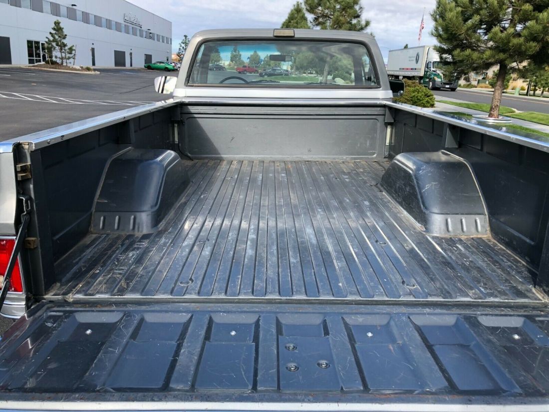 1987 Chevrolet C/K Pickup 2500 SILVERADO - photo 6