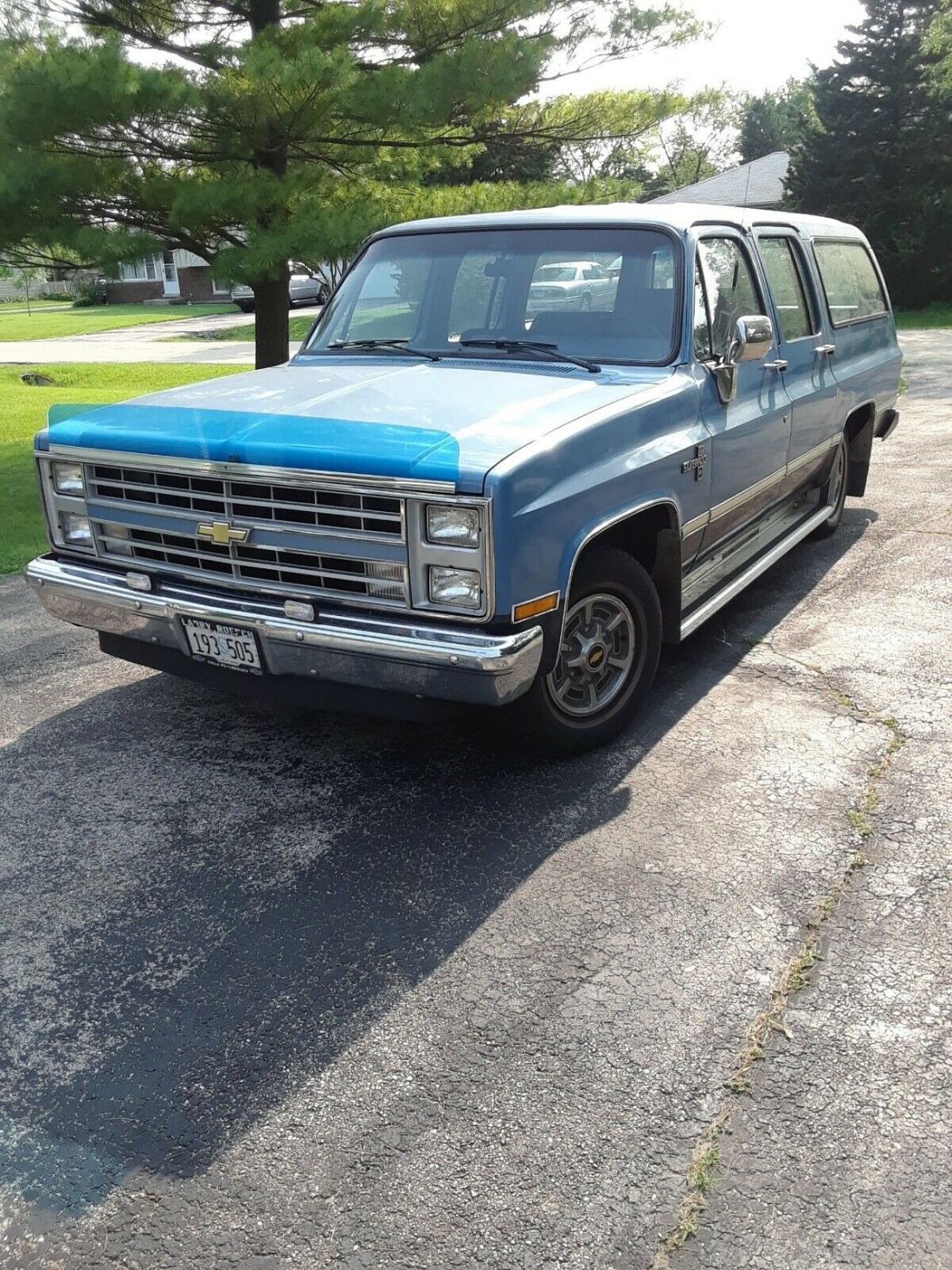 1987 Chevrolet R10 Suburban SUV Blue RWD Automatic Carry All 1987 Chevrolet R10 Suburban Carry All