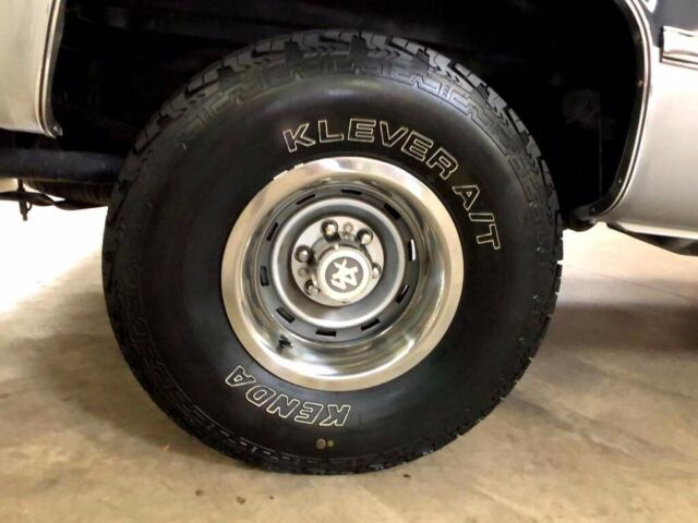 1987 Chevrolet Other Pickups V10 Silverado - photo 12