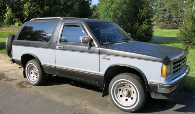 1987 Chevrolet S-10 Blazer 2.8L V6 Engine Two doors Antique Vehicle 1987 Chevrolet S-10