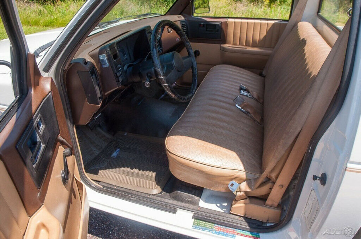 1987 Chevrolet S-10 Sport - photo 13