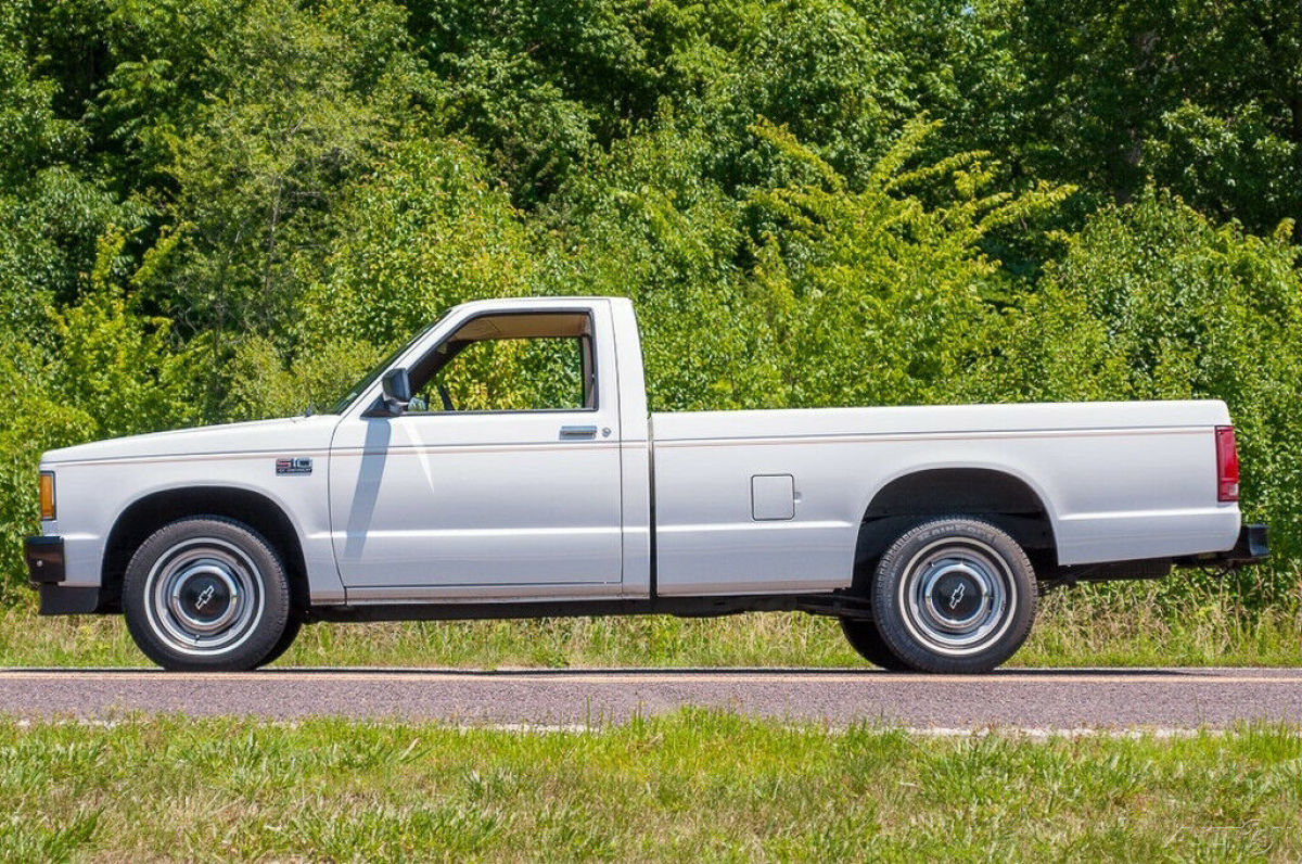1987 Chevrolet S-10 Sport - photo 6