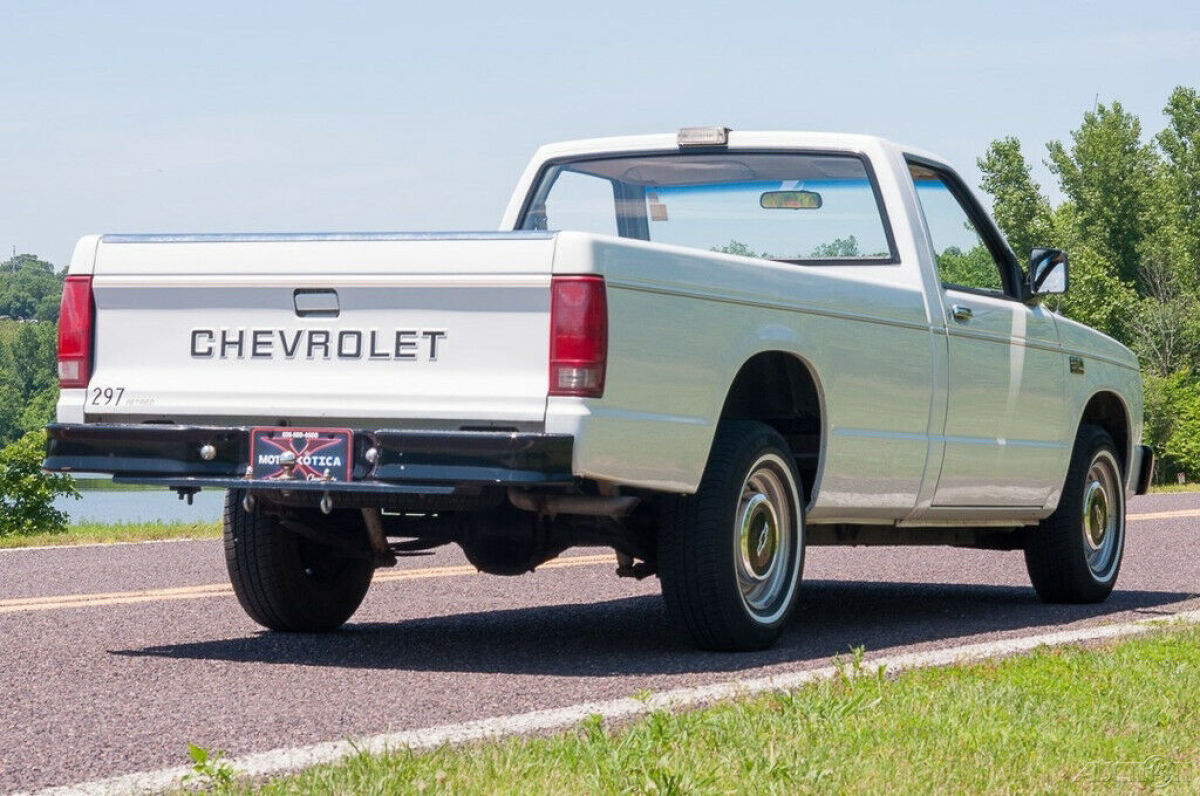 1987 Chevrolet S-10 Sport - photo 7