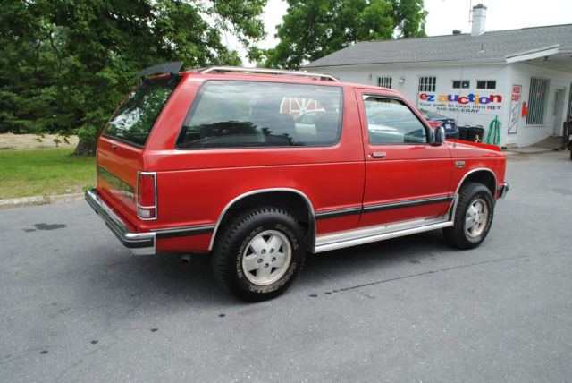 1987 Chevrolet Blazer - photo 2
