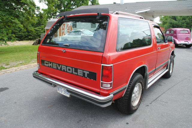 1987 Chevrolet Blazer - photo 3