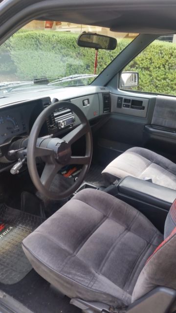 1987 Chevrolet S-10 Blazer - photo 11