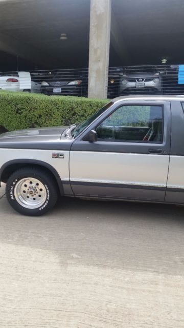 1987 Chevrolet S-10 Blazer - photo 9