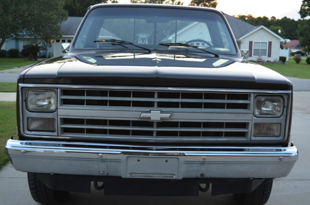 1987 Chevrolet C/K Pickup 1500 Scottsdale SWB 4X4 - photo 6