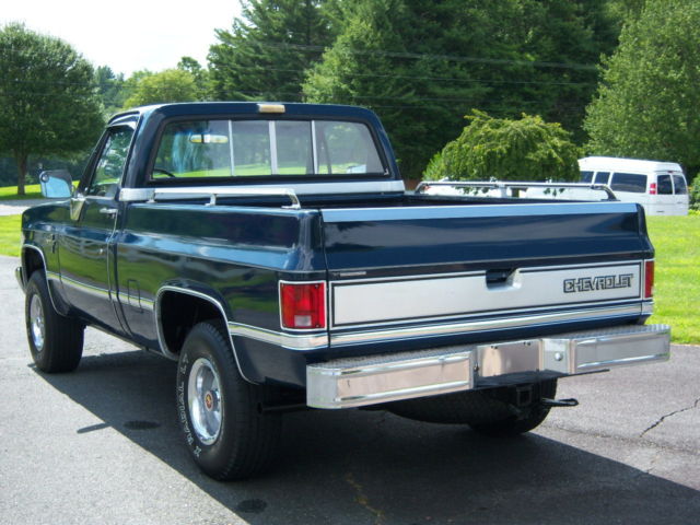 1987 Chevrolet C-10 Silverado - photo 9