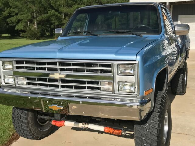 1987 Chevrolet Silverado 1500 Silverado R10 4x4 - photo 3