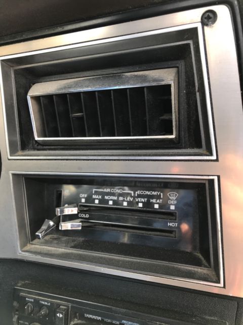 1987 Chevrolet C-10 SILVERADO - photo 10
