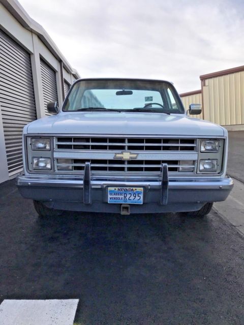 1987 Chevrolet Silverado C10 R10 SWB 5.7 LITER fuel injection No reserve 1987 Chevrolet C-10 SILVERADO