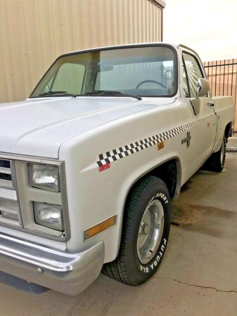 1987 Chevrolet C-10 SILVERADO - photo 12