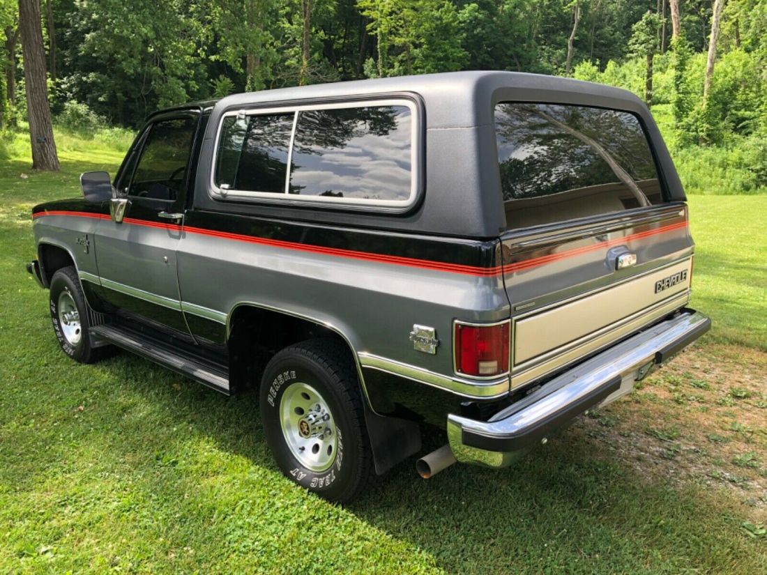 1987 Chevrolet Blazer - photo 3