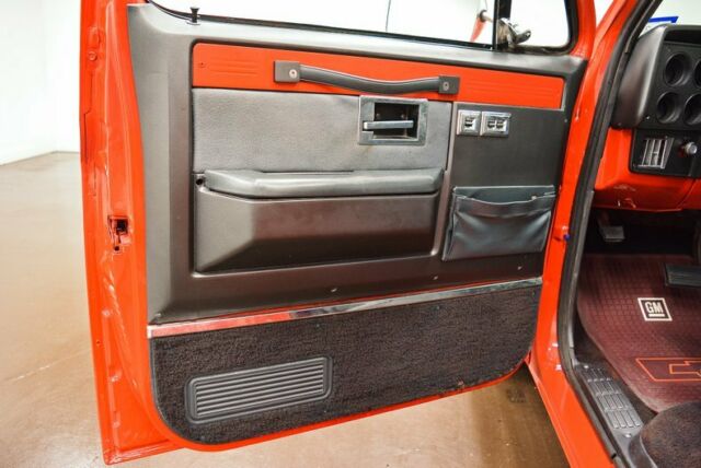 1987 Chevrolet Silverado 1500 LS SWB - photo 12