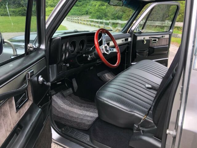 1987 Chevrolet Silverado 2500 Chrome - photo 9