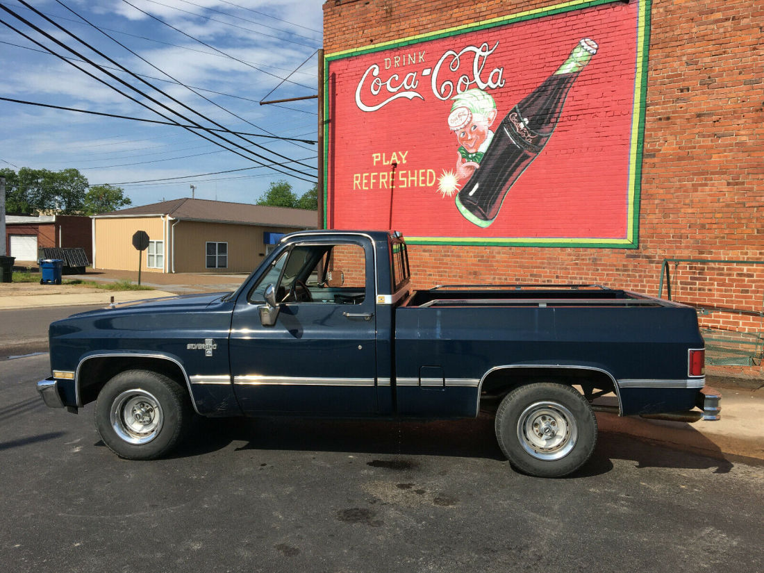 1987 Chevrolet C-10 SILVERADO