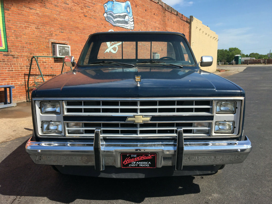 1987 Chevrolet C-10 SILVERADO - photo 2