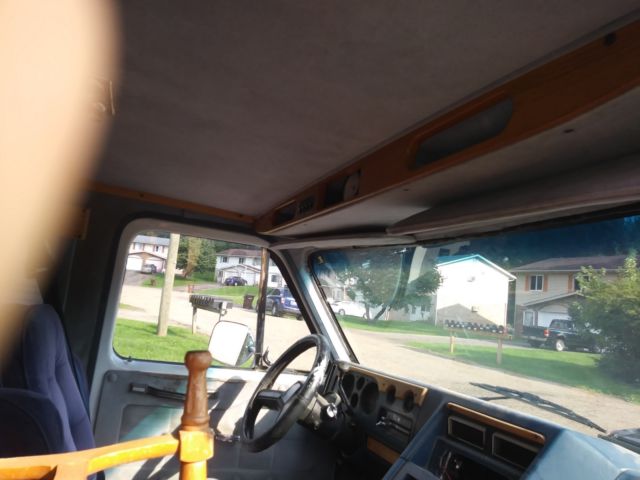 1987 Chevrolet G20 Van Sport - photo 9