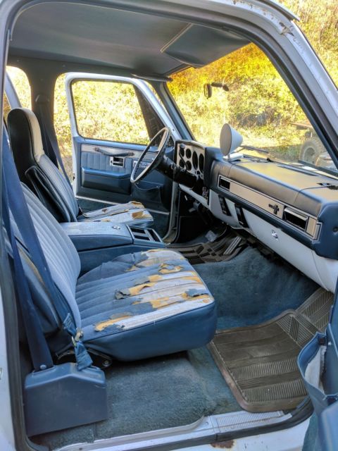 1987 Chevrolet Suburban Silverado - photo 7