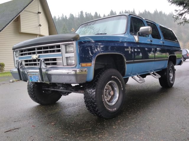 1987 Chevrolet Suburban Silverado 4x4 1500 2500 - photo 2