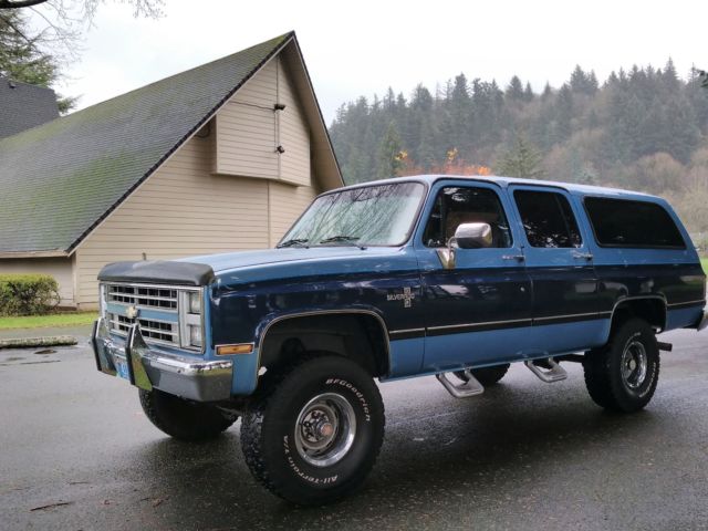 1987 Chevrolet Suburban Silverado 4x4 1500 2500 - photo 3