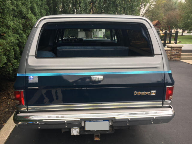 1987 Chevrolet Suburban Silverado - photo 3