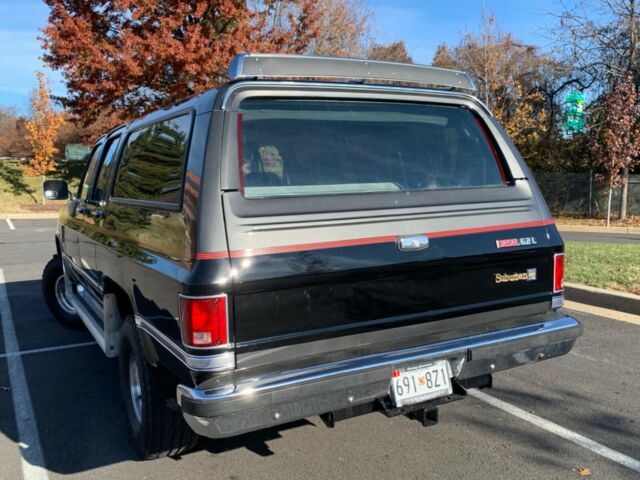 1987 Chevrolet Suburban Silverado - photo 3