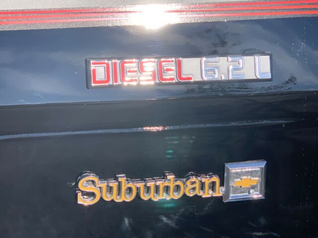 1987 Chevrolet Suburban Silverado - photo 4