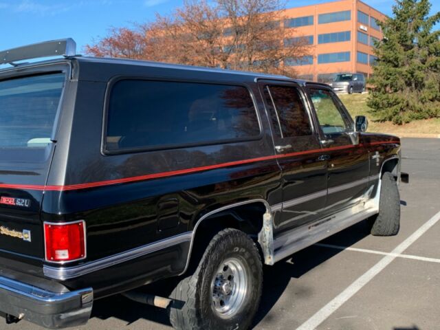 1987 Chevrolet Suburban Silverado - photo 5