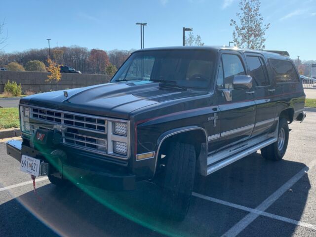 1987 Chevrolet Suburban Silverado - photo 9