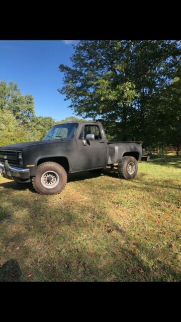 1987 Chevrolet V10 4x4 Squarebody 1987 Chevrolet C/K Pickup 1500 Custom Deluxe