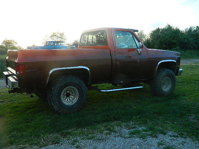 1987 Chevrolet V10 Shortbed 4X4 36" Super Swampers Lifted 5.7 350 Fuel Injected 1987 Chevrolet C/K Pickup 1500