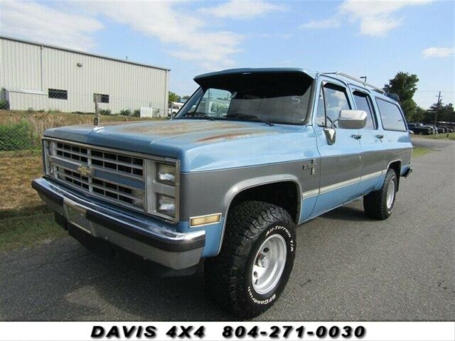 1987 CHEVROLET V10 SUBURBAN 4X4 Square Body Silverado C/K 10 Trim Package 51611 1987 Chevrolet V10 SUBURBAN 4X4 Square Body Silverado C/K 10 Trim Package