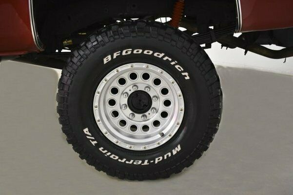 1987 Chevrolet C/K Pickup 1500 V20 4WD Regular Cab - photo 11