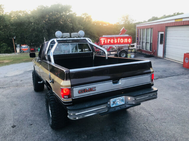 1987 Chevrolet V20 Regular Cab 4WD - photo 12