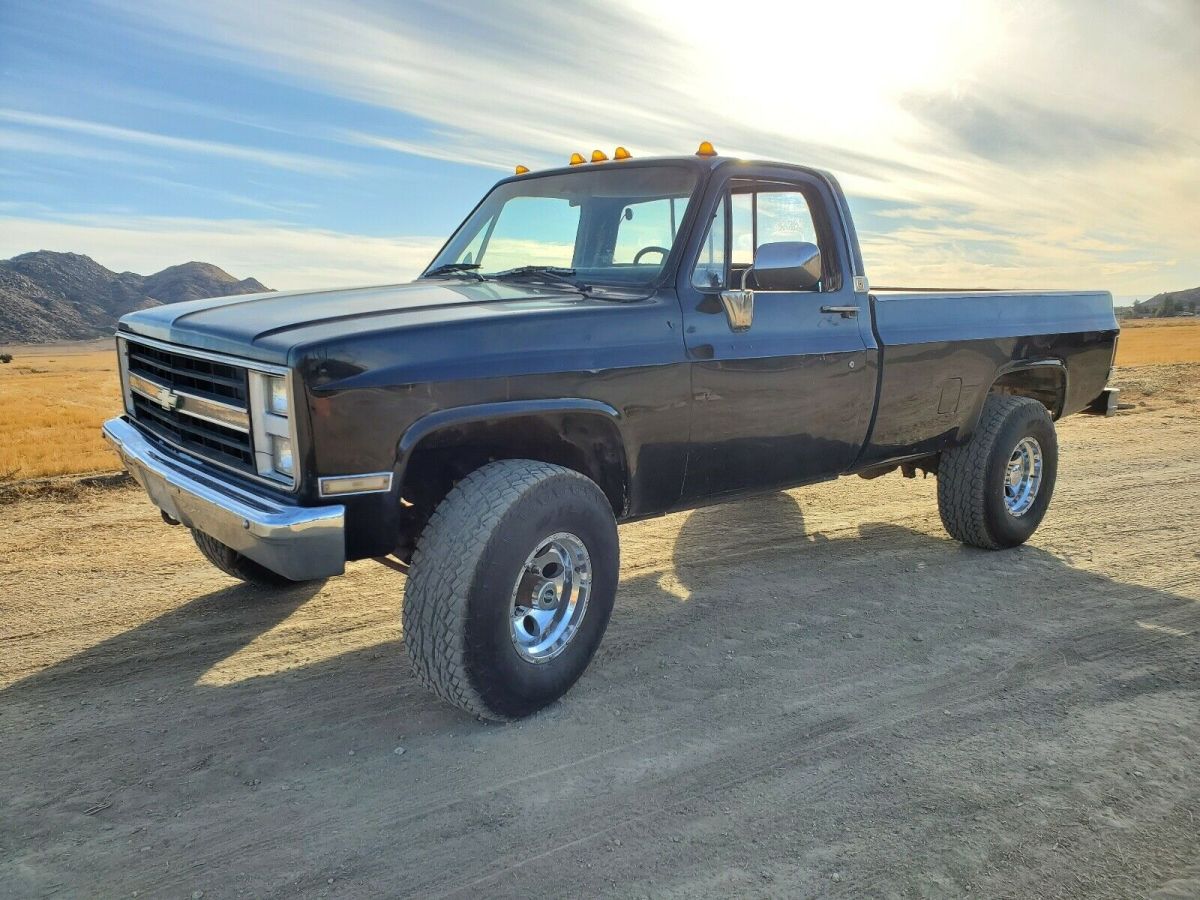 1987 Chevrolet V30 Pickup Black 4WD Manual 1987 Chevrolet V3500