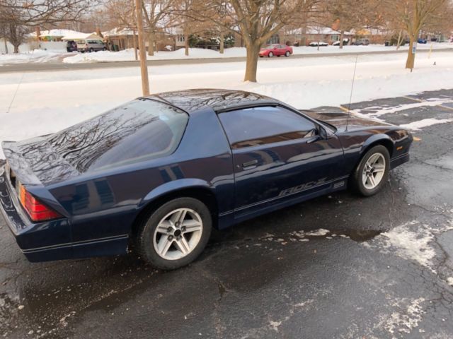 1987 Chevrolet Camaro Camaro - photo 2