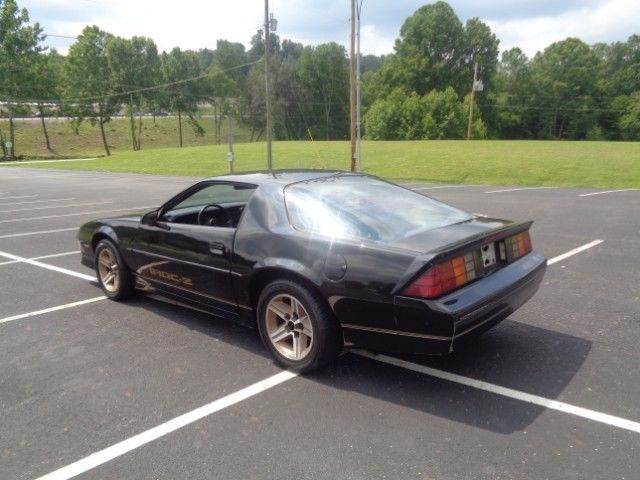 1987 Chevrolet Camaro iroc Z - photo 10