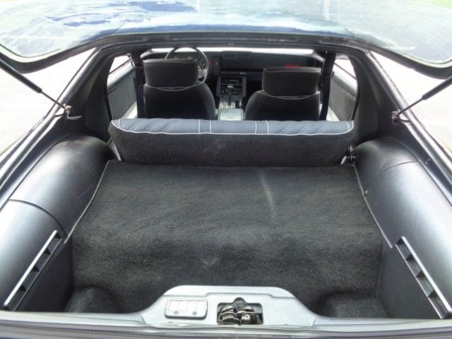 1987 Chevrolet Camaro iroc Z - photo 12