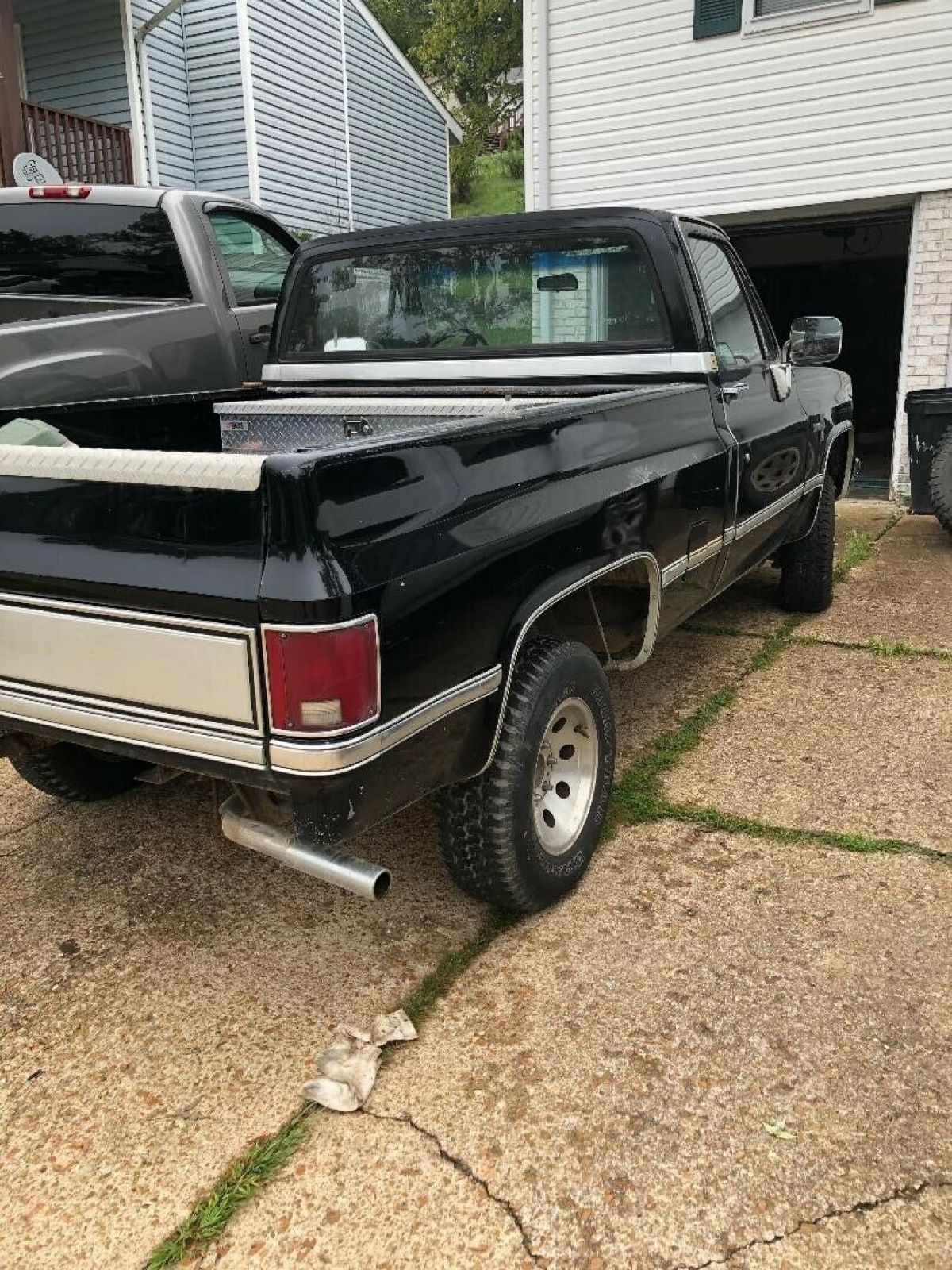 1987 Chevrolet Silverado 1500 4x4 Pickup - photo 3