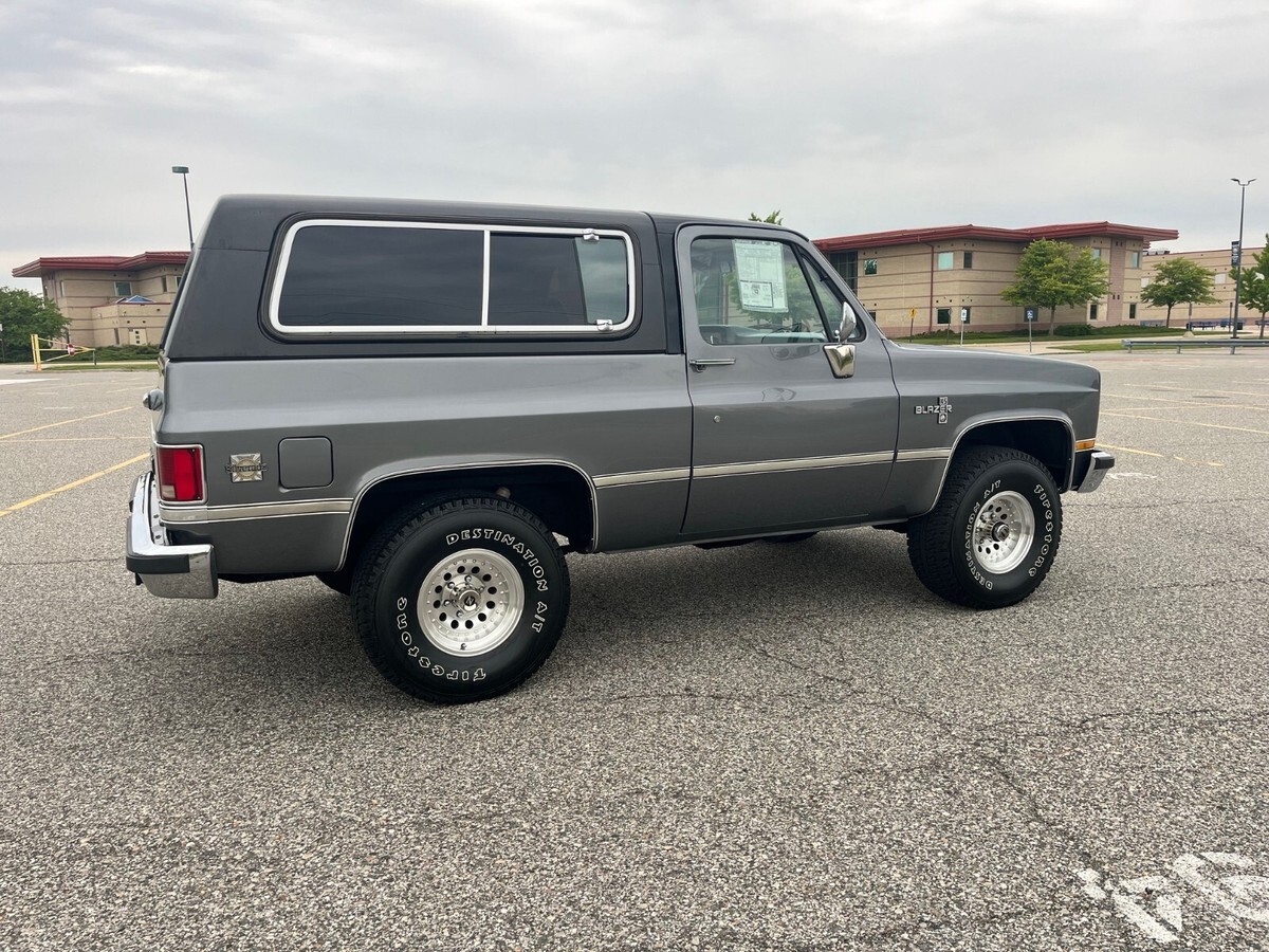 1987 Chevrolet Blazer - photo 11