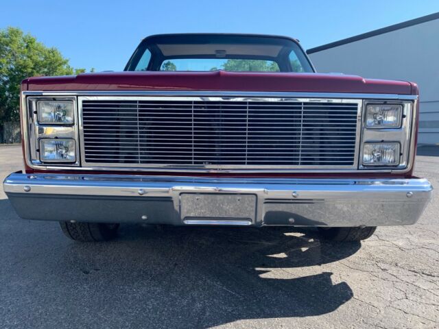 1987 Chevrolet C-10 SHORT BED 383 STROKER - photo 2