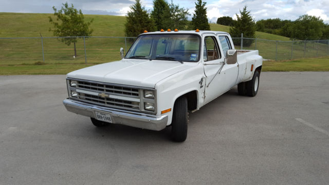 1987 Chevrolet C-10 3 + 3 crew camper special - photo 2