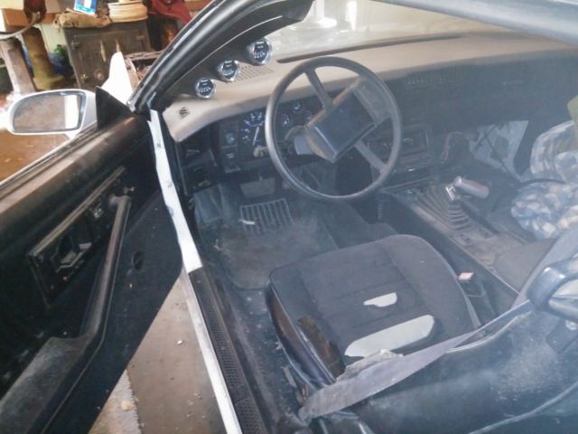 1987 Chevrolet Camaro Base Sport Coupe - photo 4