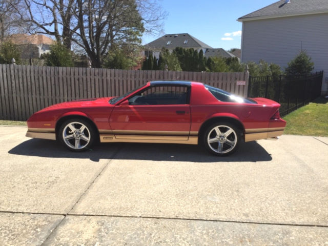 1987 Chevrolet Camaro z28 - photo 2