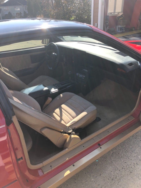 1987 Chevrolet Camaro z28 - photo 9