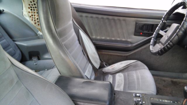 1986 Chevrolet Camaro - photo 8