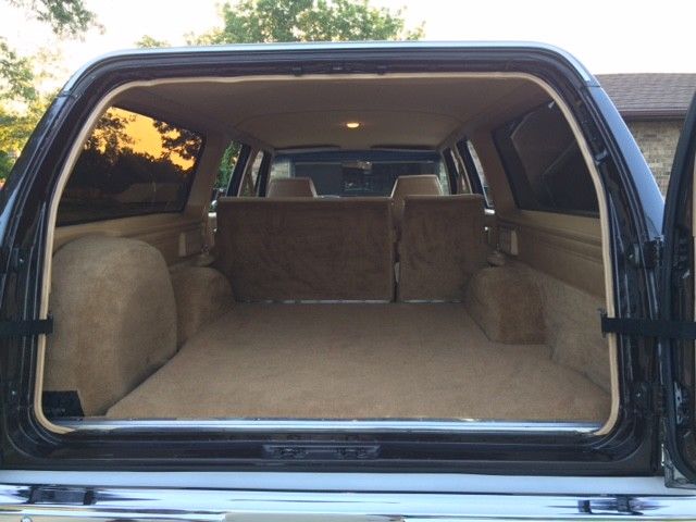 1987 Chevrolet Suburban - photo 10