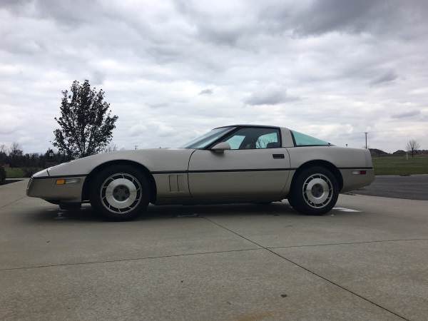 1987 Chevrolet Corvette - photo 3